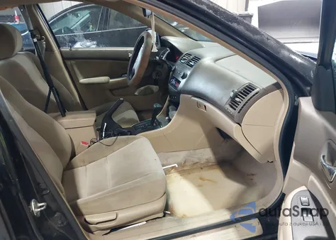 2004 Honda Accord 2.4 Lx из США, поврежденный, VIN 1HGCM56334A178017